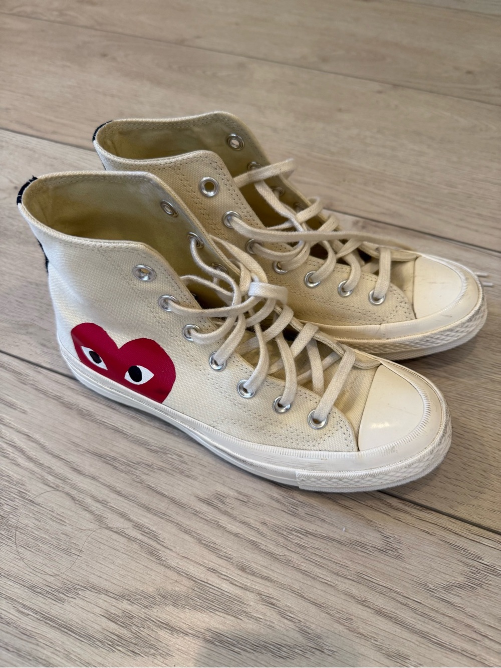 Comme des Garcons - Converse High-Top Canvas Sneakers in Ivory with Red Heart
